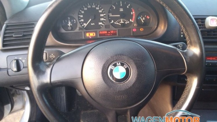 BMW S&eacute;rie 3 - 320