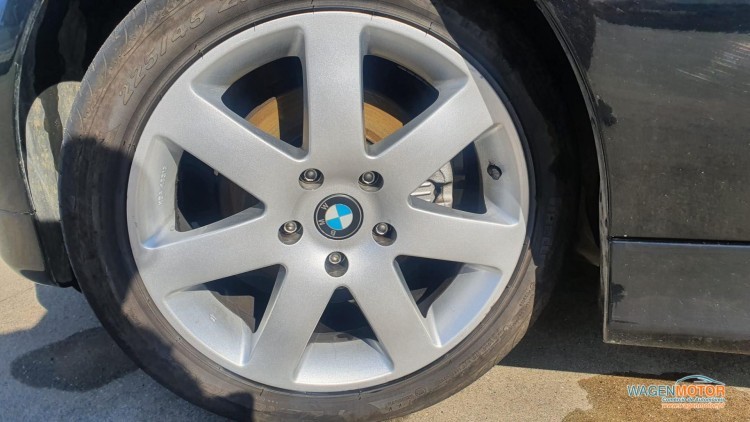 BMW S&eacute;rie 3 - 318