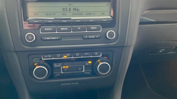 Volkswagen Golf VI