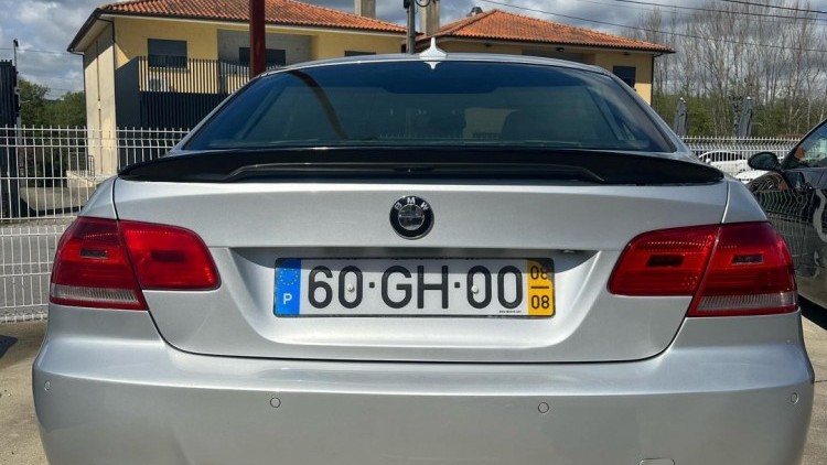 BMW S&eacute;rie 3 - 320 D