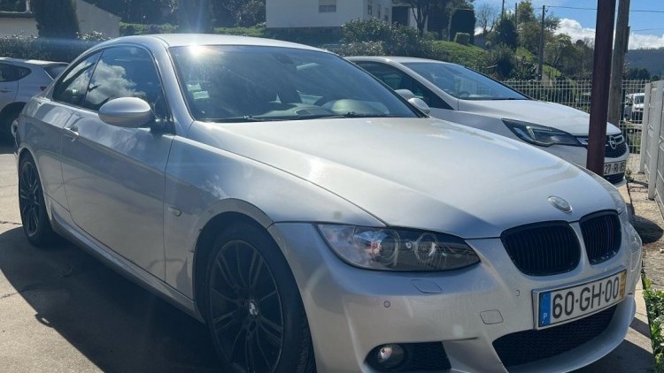 BMW S&eacute;rie 3 - 320 D