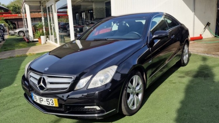 Mercedes-Benz Classe E 250 Coupe