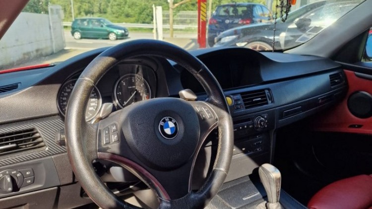 BMW S&eacute;rie 3 - 335 D