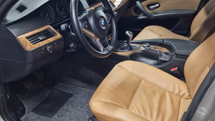 BMW S&eacute;rie 5 - 520