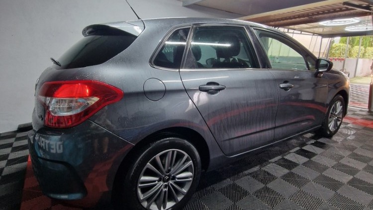 Citro&euml;n C4