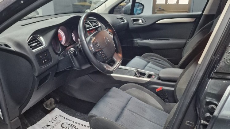 Citro&euml;n C4