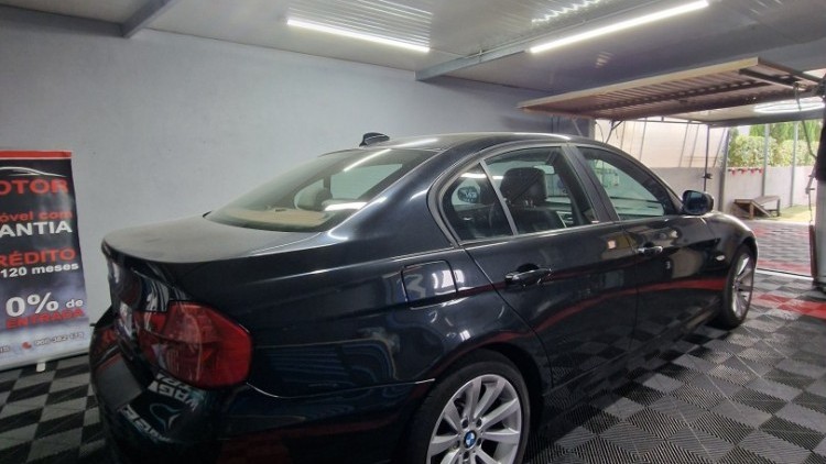BMW S&eacute;rie 3 - 318